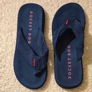 Rocket Dog Women's Sunset Comfort Foam Flip Flop Sandal - Color: Navy